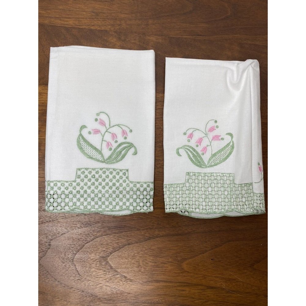 Vintage Embroidered Napkins 2 Square PInk Green Floral Cotton 15 x 22 Curtian?